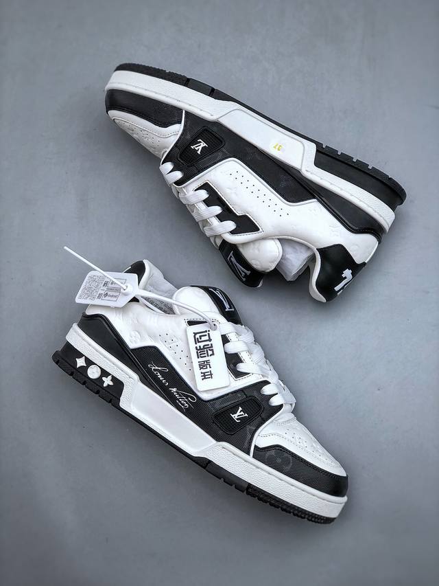 Louis Vuitton Trainer #54 Signature Black White